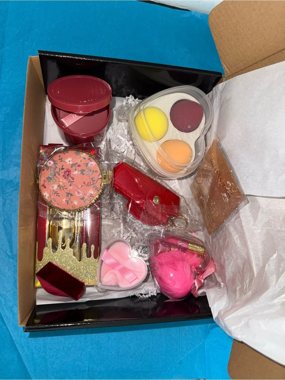 Assorted Pink and Red Party Favor Gift Set -